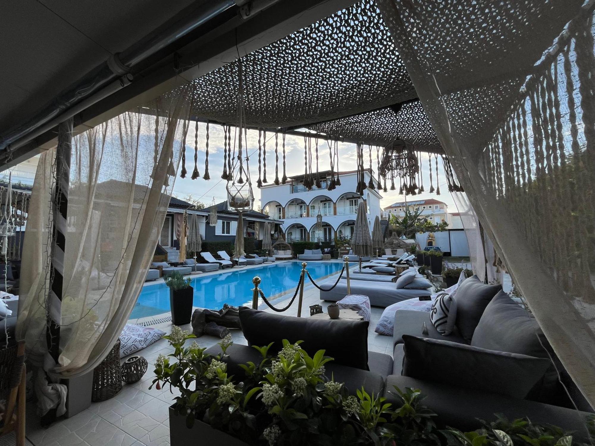 Villa Corali Apartments Sea Breath & Pool Amoudi Exterior photo